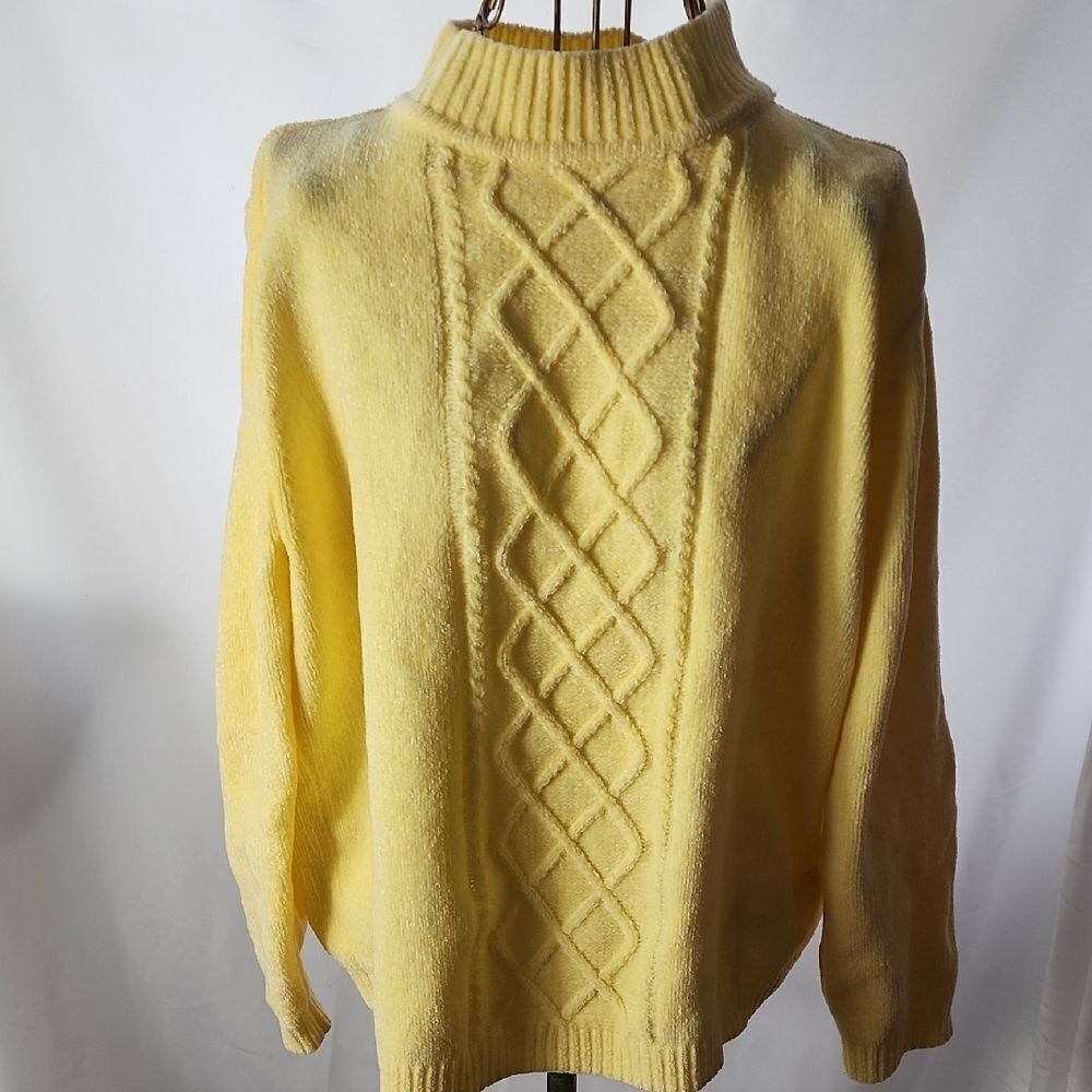 Vintage Boxy Butter Yellow Cable Knit Women's Sweater Mock Turtleneck Size M